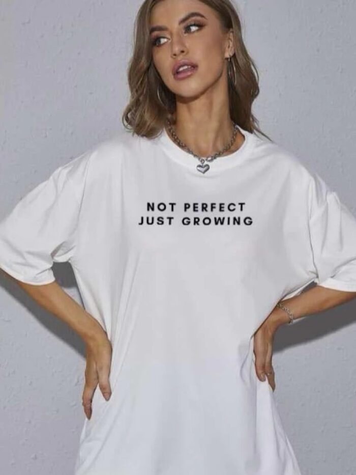เสื้อยืดมินิมอล Not perfect Just growing ชายหญิงใส่ได้ มีไซส์ S-3XL โอเวอร์ไซส์ สีขาวดำ คอกลม ผ้าคอตตอน