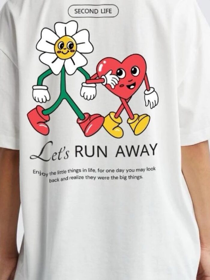 เสื้อยืดสกรีนหน้าหลัง สีขาว Let's run away คอกลม มีไซส์ โอเวอร์ไซส์